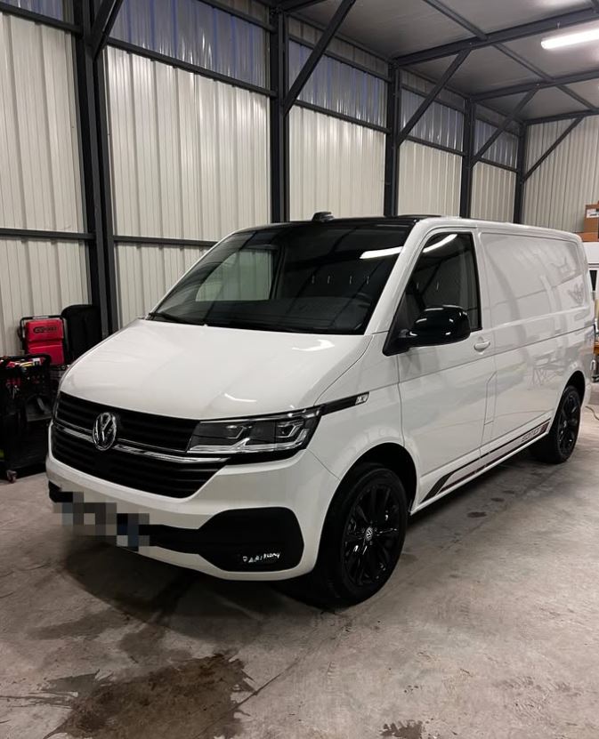 Van Volkswagen Transporter après detailing